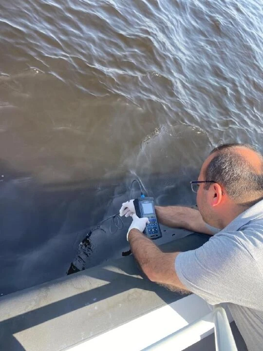İzmir Körfezi'nde korkutan alarm! Bakanlık balık ölümlerini inceliyor - 2. Resim