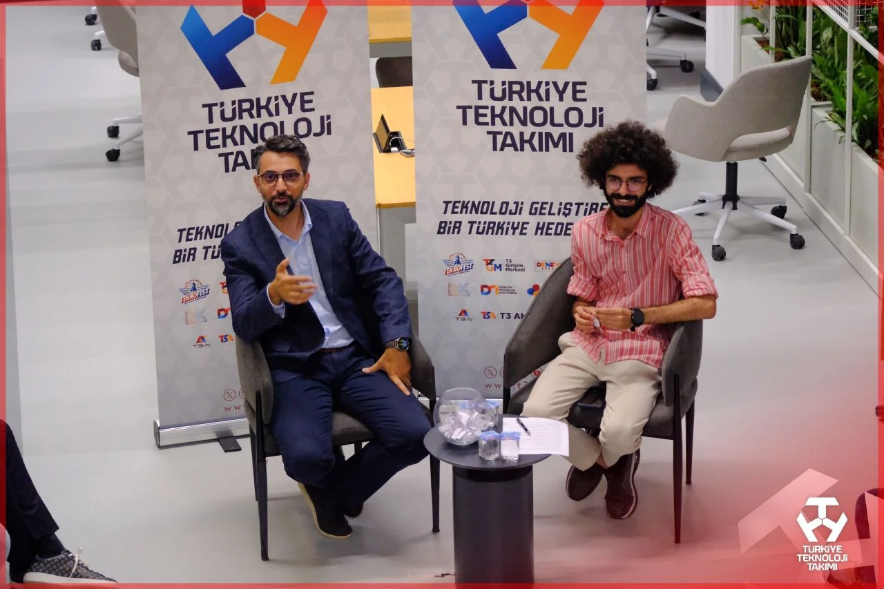 Teknoloji alanında uzman isimler gençlerle bir araya gelmeye devam ediyor! T3 Vakfı 'Mütevelli Buluşmaları' ikincisini gerçekleştirdi