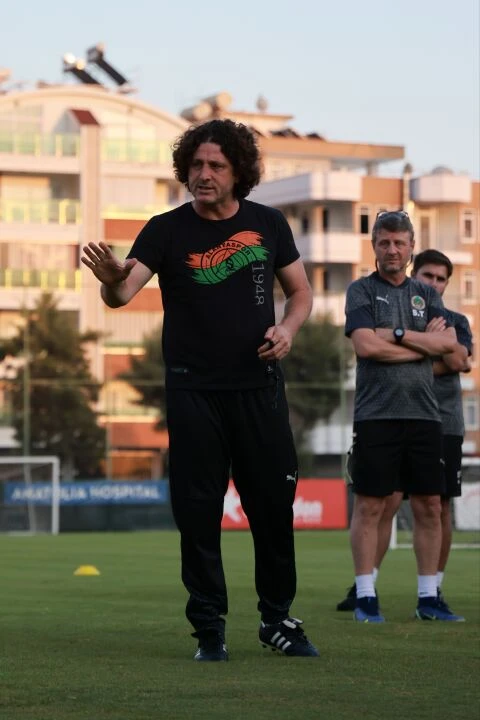 Alanyaspor gelecek hafta karşılaşacağı Fenerbahçe maçı hazırlıklarına devam etti! - 1. Resim