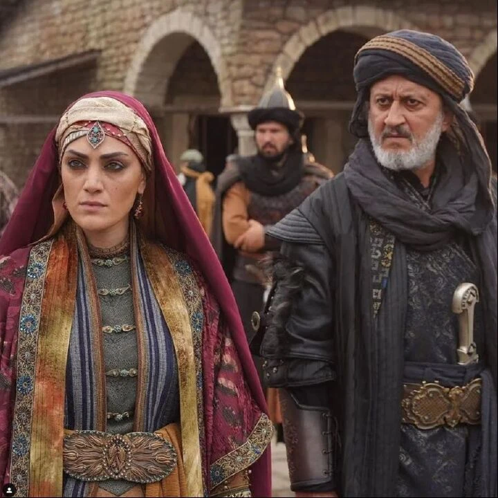 Ünlü oyuncu Yıldırım Gücük, Çeşme'de dönercilik yapıyor - 1. Resim