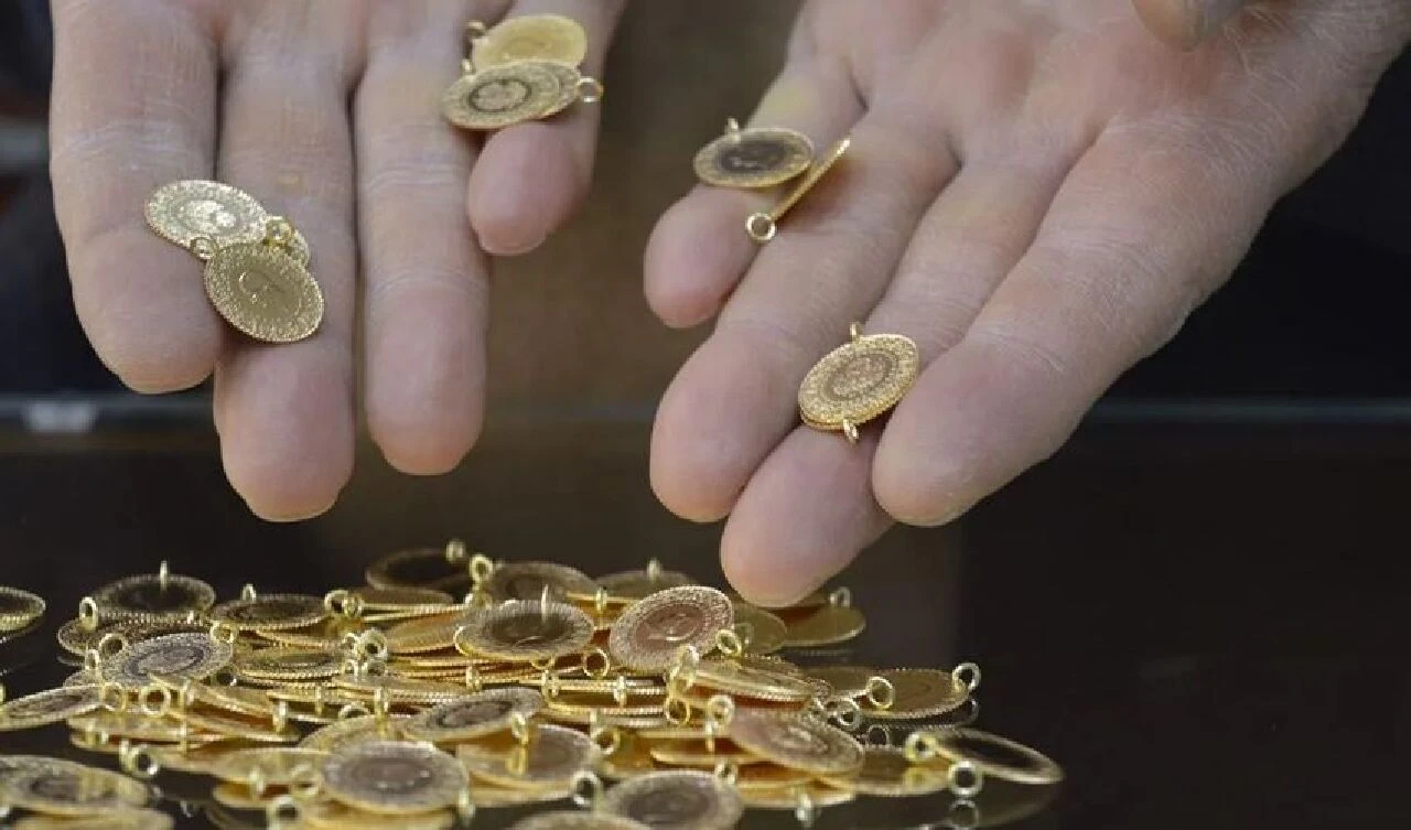 Altın fiyatları yeni rekorunu kırdı! İşte takip edilecek kritik seviyeler