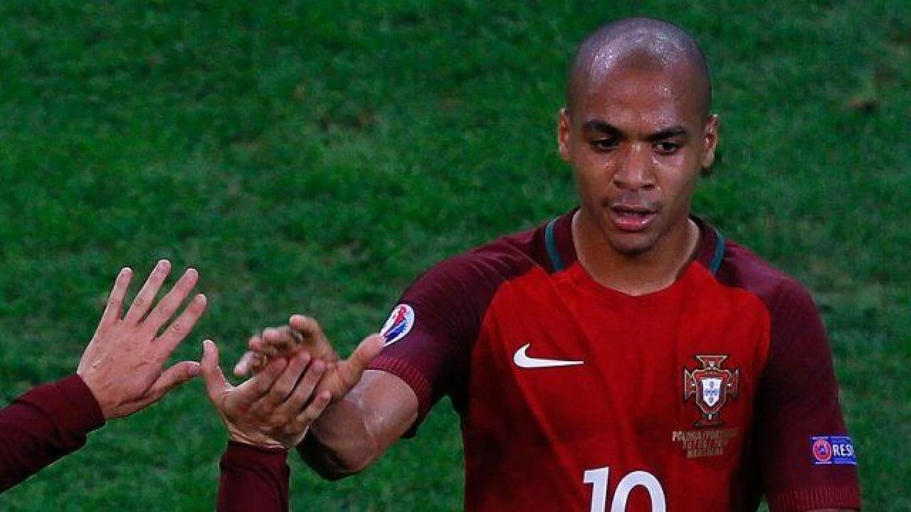 Beşiktaş'a transfer olacağı iddia edilen Joao Mario, Benfica forması giyiyor