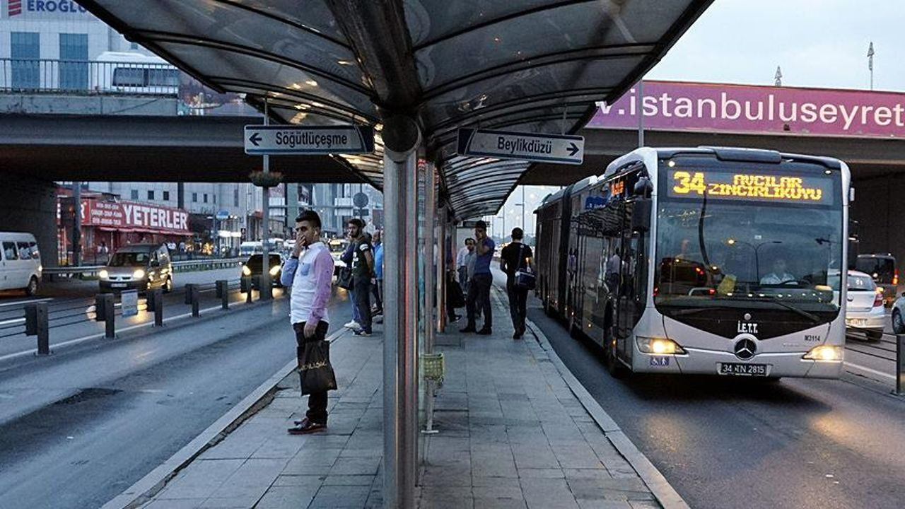 Beşyol metrobüs durağının Beylikdüzü yönü 27 Ağustos saat 18.00&#039;de kapatılacak