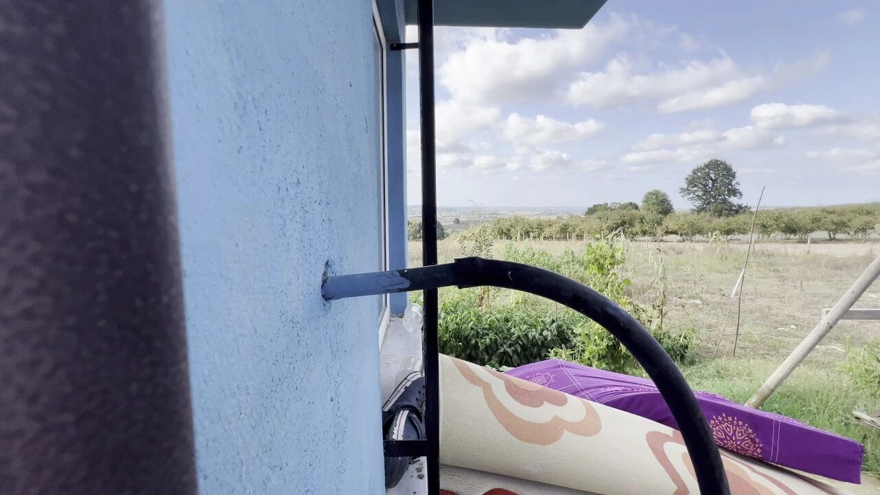 Böylesi ne görüldü ne duyuldu! Evin içine hortum sokup 10 gün çeşmeyi açık bıraktılar