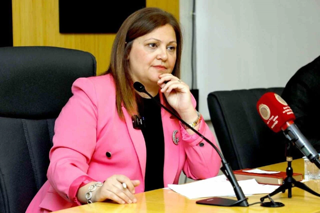 Burcu Köksal, CHP'den Afyonkarahisar Belediye Başkanı olarak seçildi