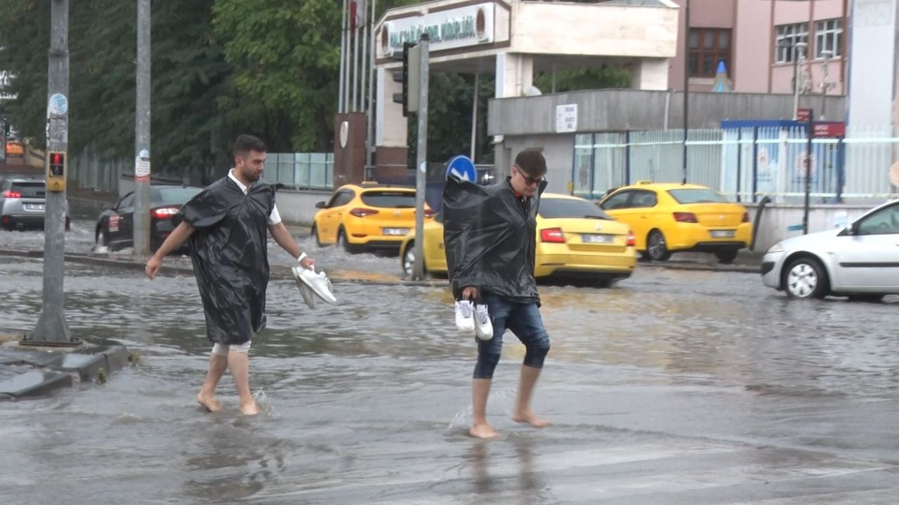 Meteoroloji iki il için sarı kod verdi: Sel yaşanabilir