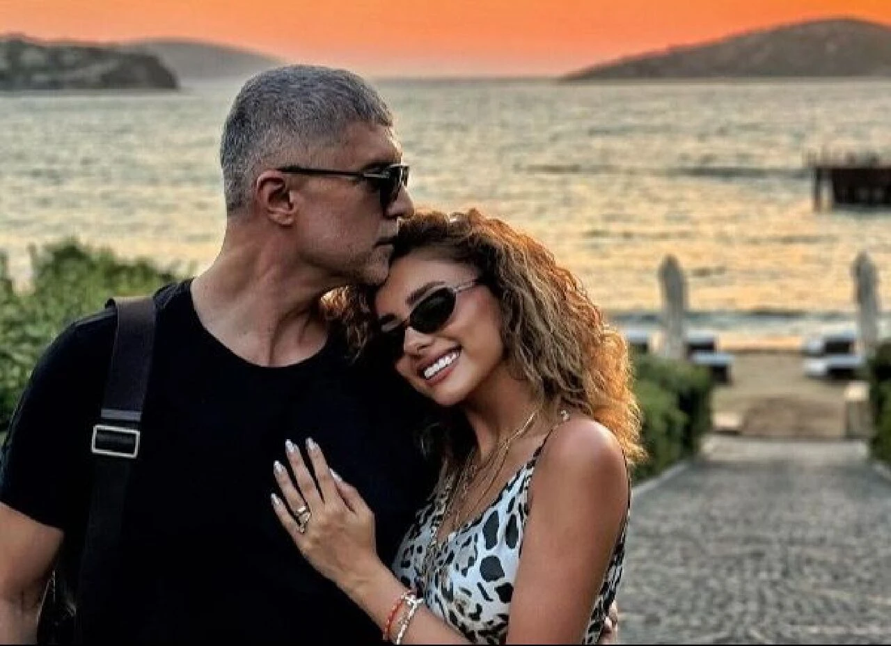 Özcan Deniz, İranlı Samar Dadgar ile 2023 yılında evlendi - 1. Resim