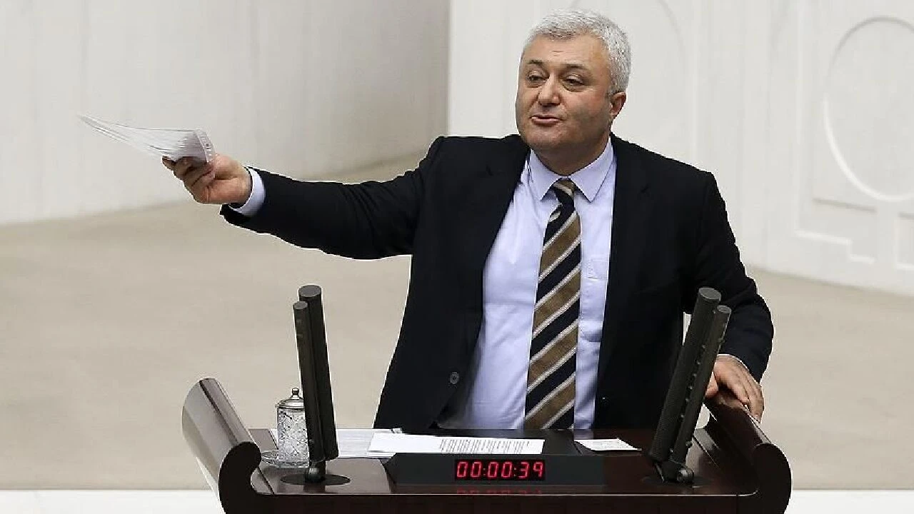 Soruşturma başlatılan Tuncay Özkan, 28. dönem İzmir milletvekili