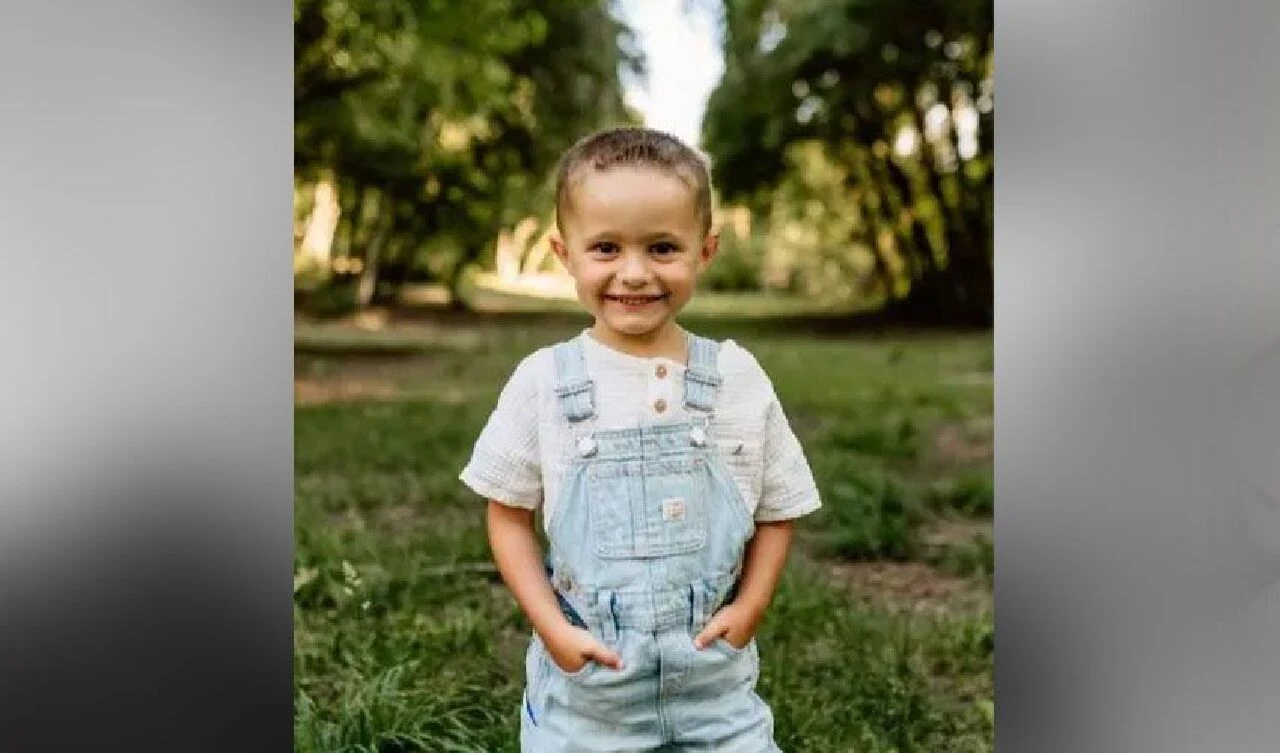 Anne ve babanın çaresiz anı: 5 yaşındaki çocuk tabancayla kendini vurdu!