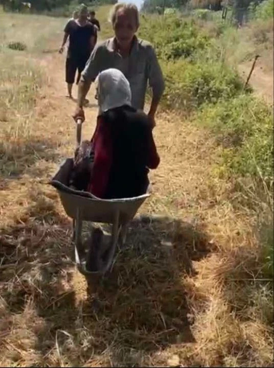 Böyle vicdansızlık görülmedi! 'Yol benim' deyip kapattı, yaşlı kadın eziyet çekiyor