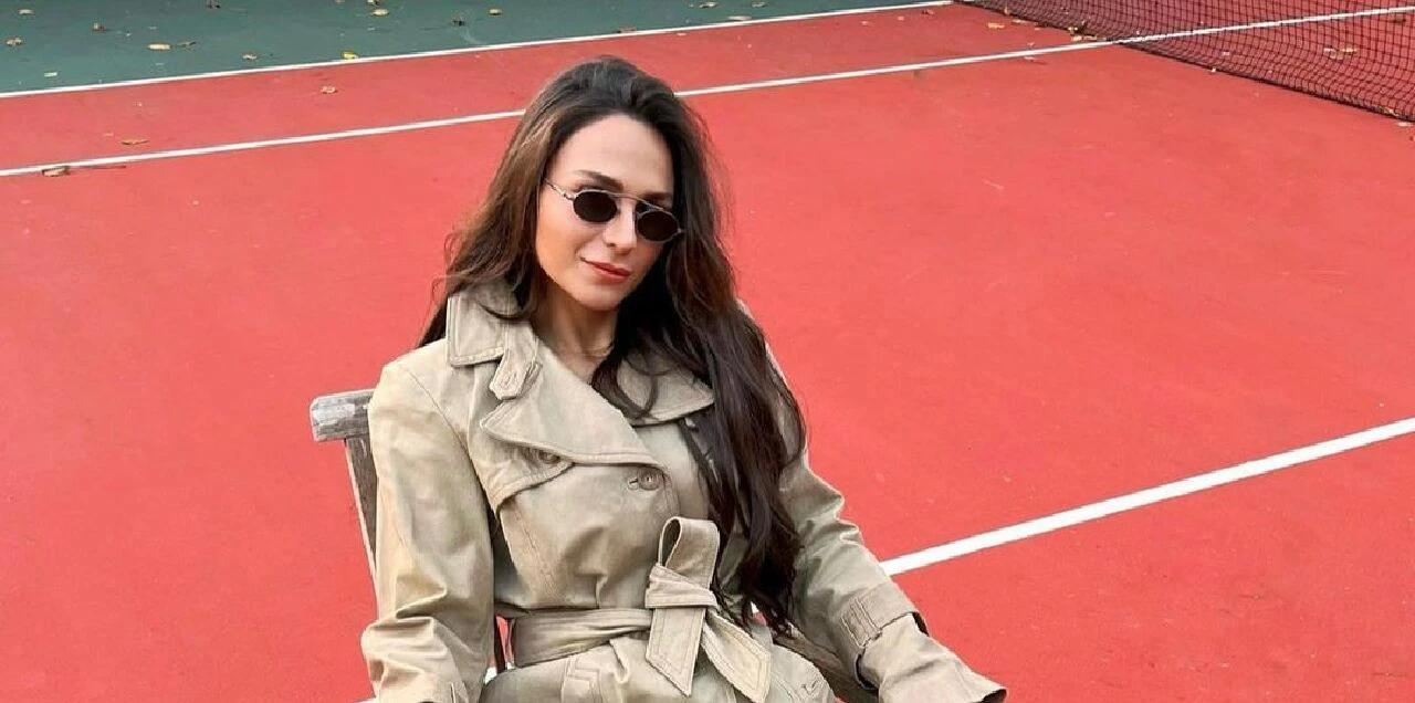 Emmy ödülleri jürisine seçilen Selin Yeninci 9 Eylül Güzel Sanatlar Fakültesi'nden mezun oldu - 1. Resim