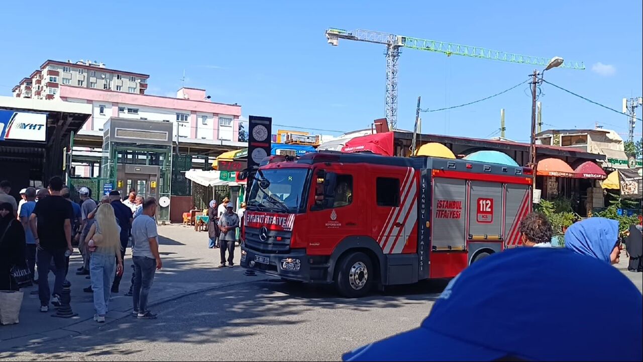 Marmaray'da yangın paniği: Durak kullanıma kapandı - 2. Resim