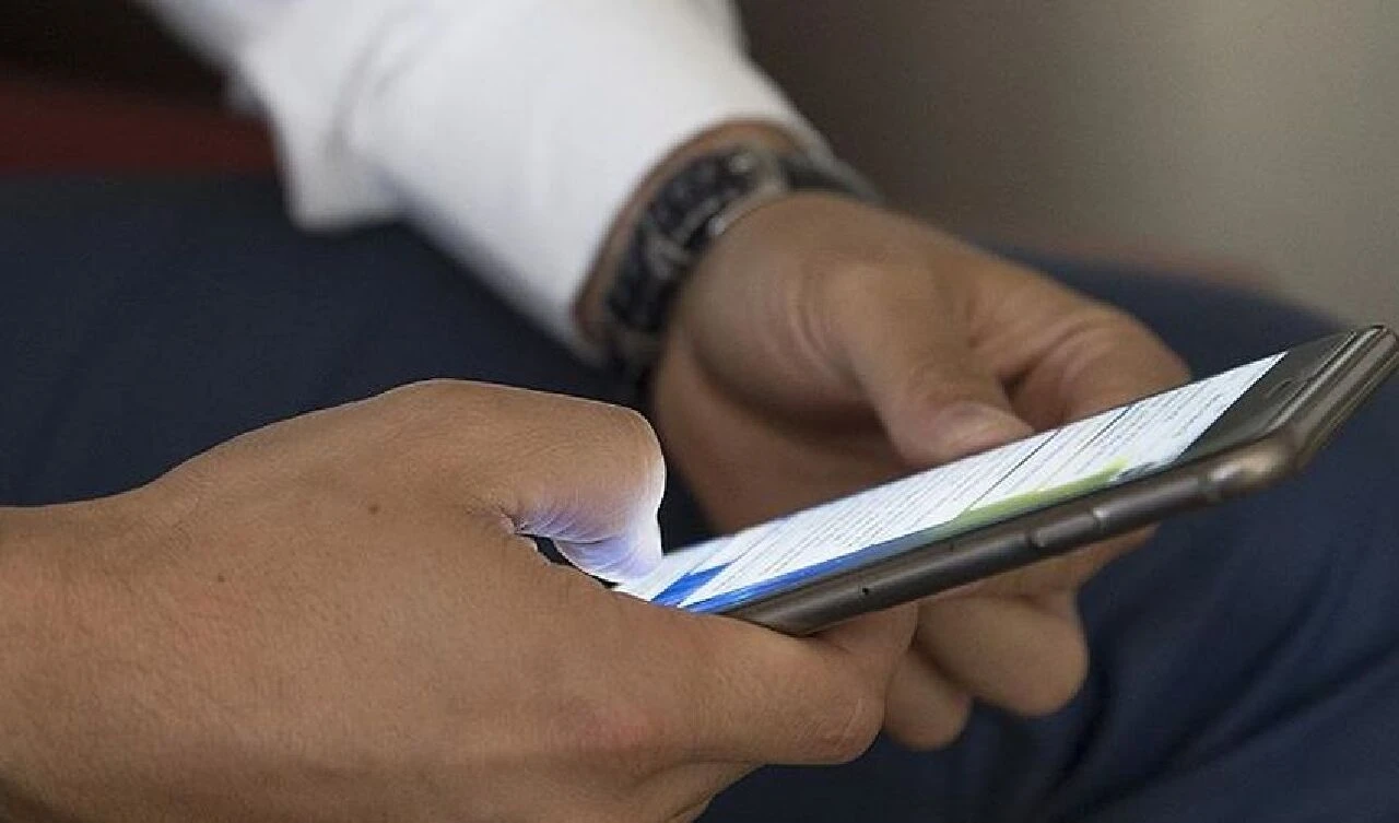 Burs tuzağına dikkat! Dolandırıcıların yeni hedefi bu kez üniversite öğrencileri! - 1. Resim