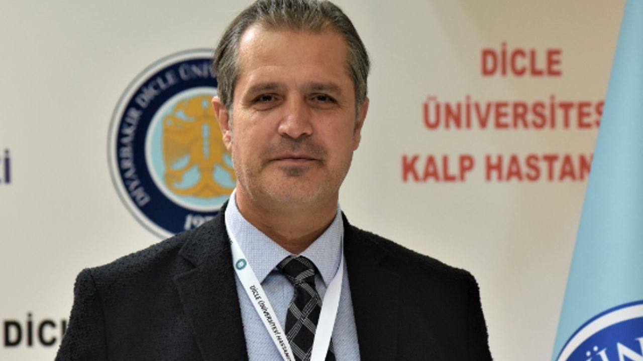 Dicle Üniversitesi Tıp Fakültesi Dekanı Sabahattin Ertuğrul oldu