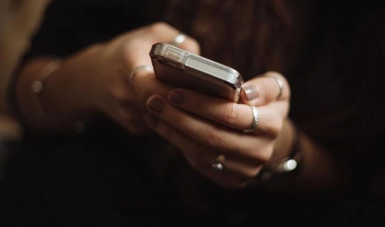 Dolandırıcıların sosyal medyadaki yeni tuzağı: Gümrük yalanıyla büyük vurgun!