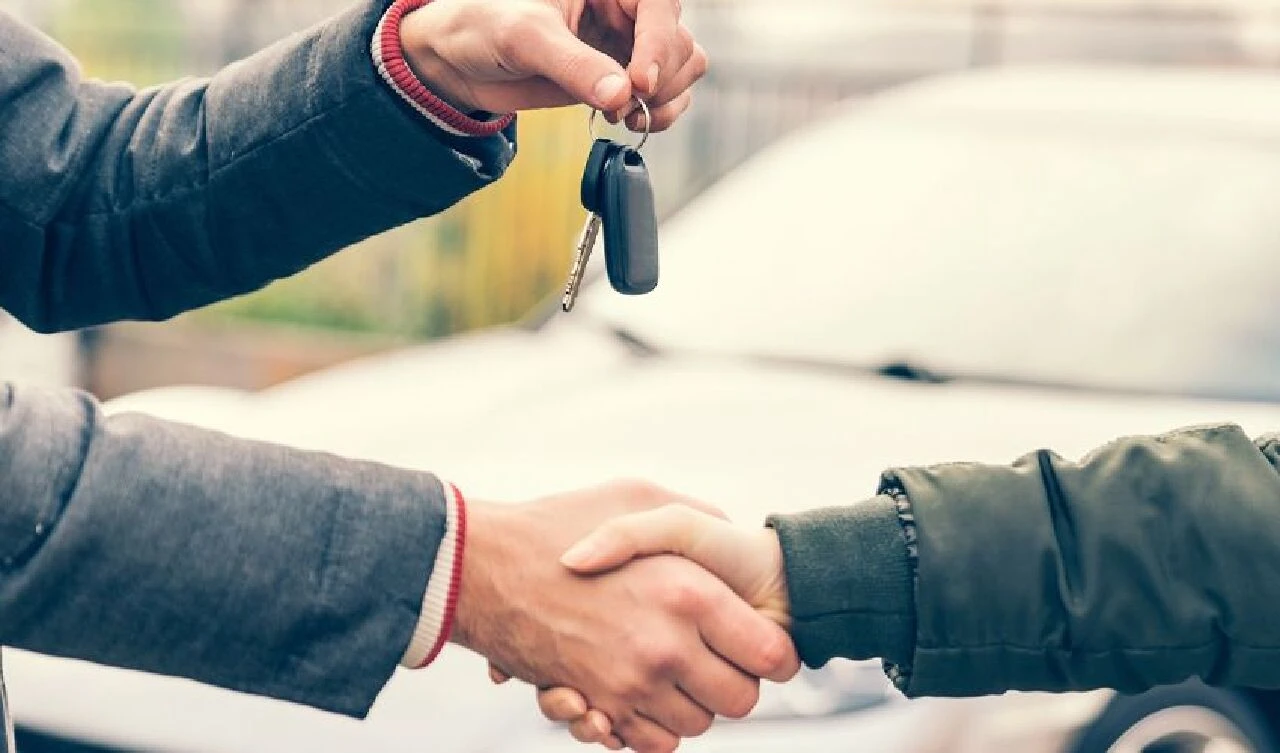 İkinci el araç satışları sil baştan! Galericilerden düşük fiyatlı araç açıklaması: Otomobil fiyatları sabitlenecek