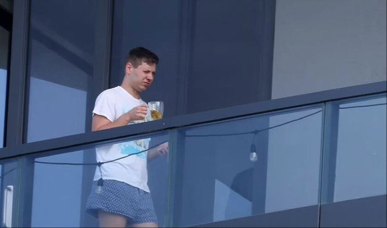 İsrail Başbakanı Binyamin Netanyahu oğlu Yair için endişeli! ABD'de savaştan bihaber lüks hayat yaşıyor