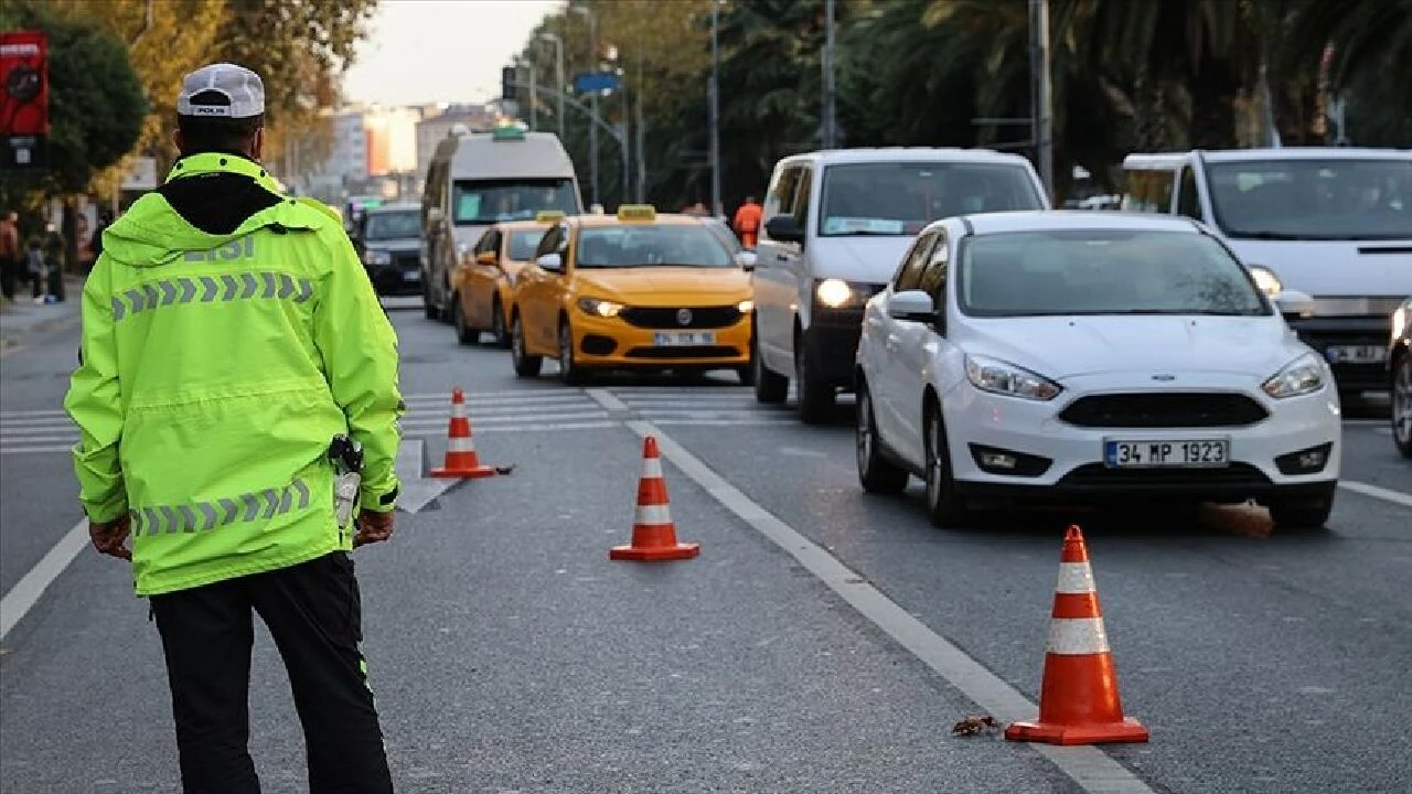 İstanbul Vatan Caddesi 30 Ağustos zafer Bayramı nedeniyle trafiğe kapatılacak - 2. Resim