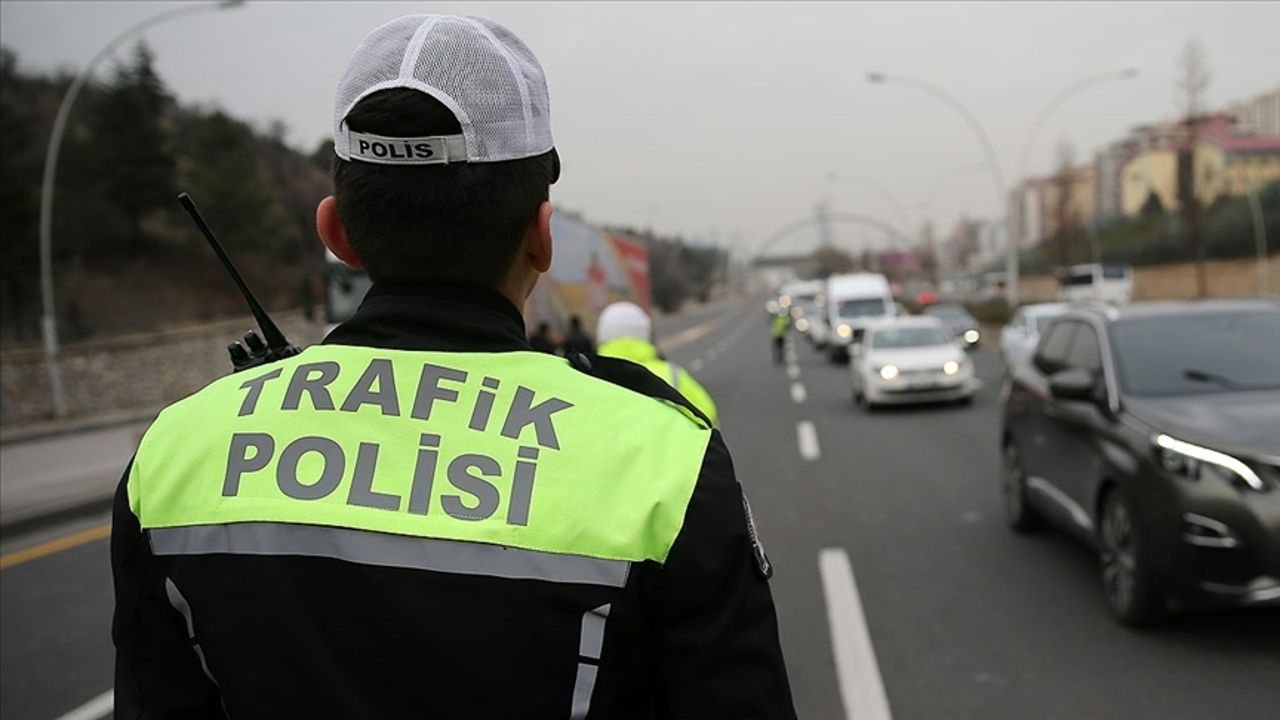 İstanbul Vatan Caddesi 30 Ağustos zafer Bayramı nedeniyle trafiğe kapatılacak