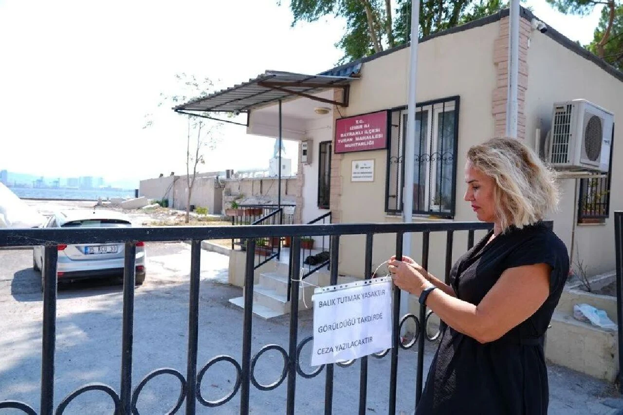 İzmir Körfezi alarm veriyor! Uyarı afişleri asıldı - 4. Resim
