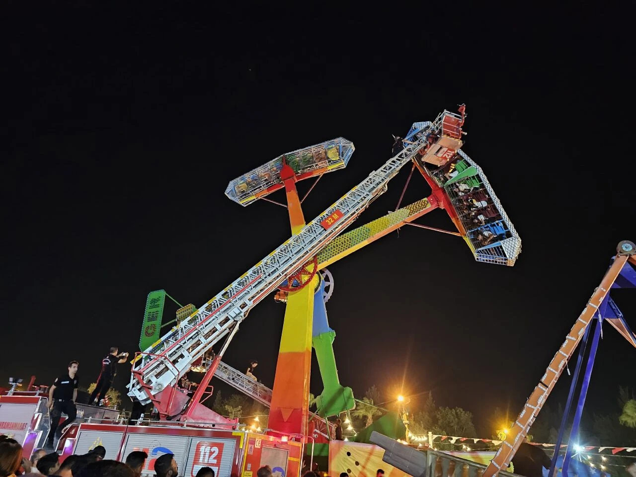 Kahramanmaraş'ta lunaparkta 'çekiç' dehşeti! Bir saat ters kaldılar
