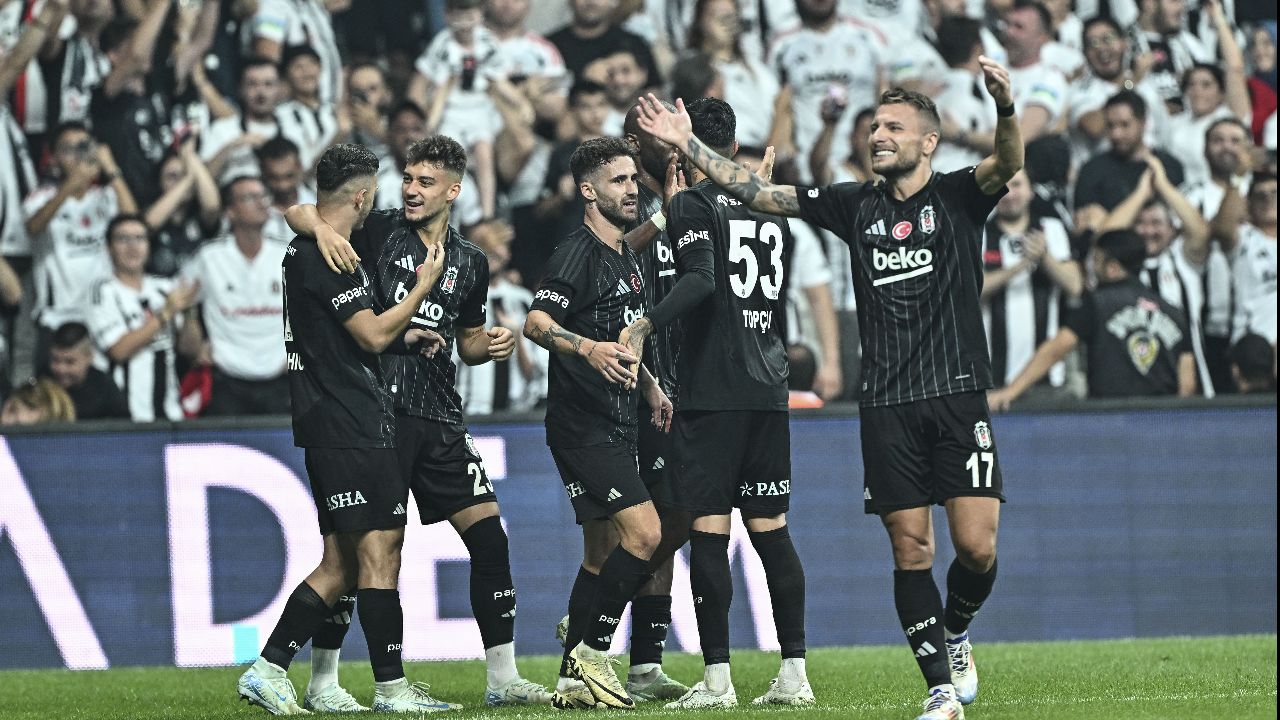 Beşiktaş, Lugano&#039;yu 5-1 yenerek adını UEFA Avrupa Ligi&#039;ne yazdırdı!