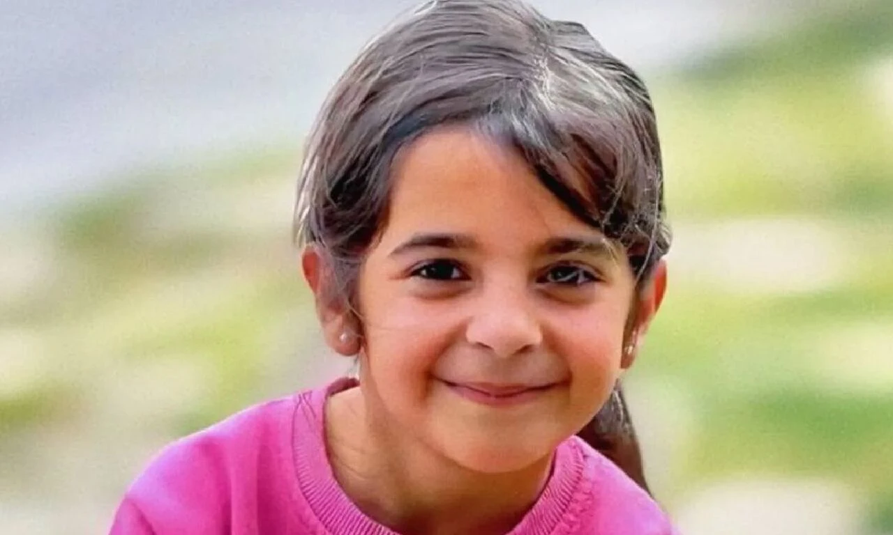 Kayıp Narin soruşturmasında sıcak gelişme: Kolunda ısırık izi olan şüpheli ağabeyi çıktı - 3. Resim