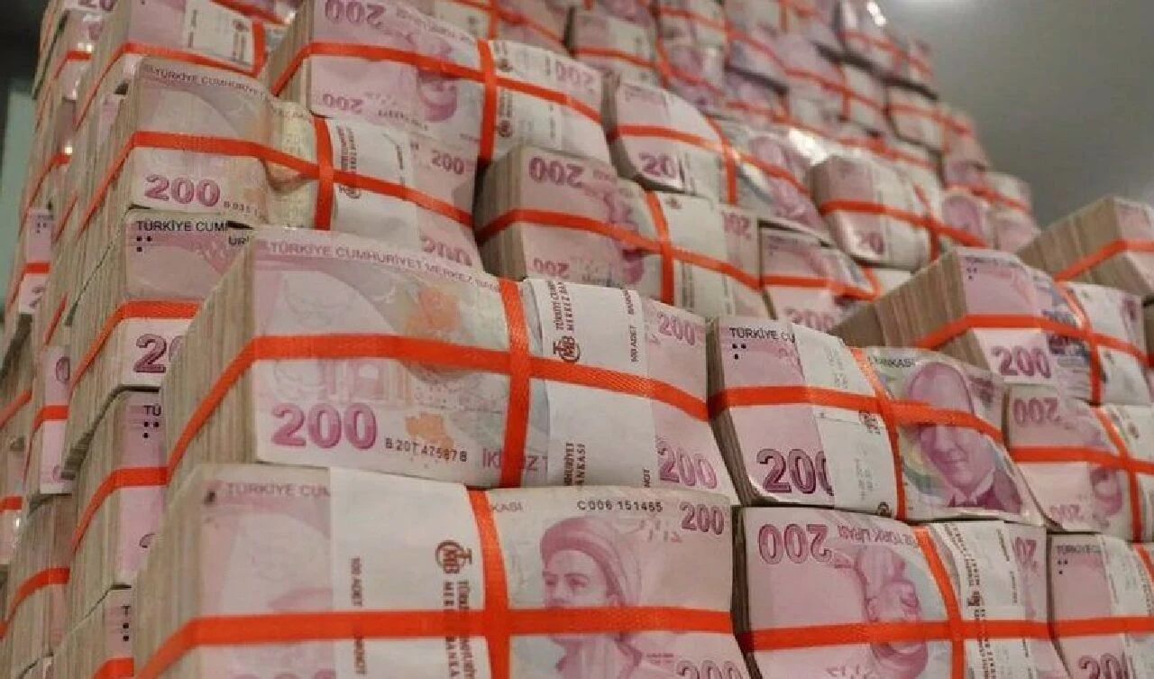 Kimi ismini gizledi, kimi tartışmaların fitilini ateşledi! İşte son 33 yılın vergi rekortmenleri - 2. Resim