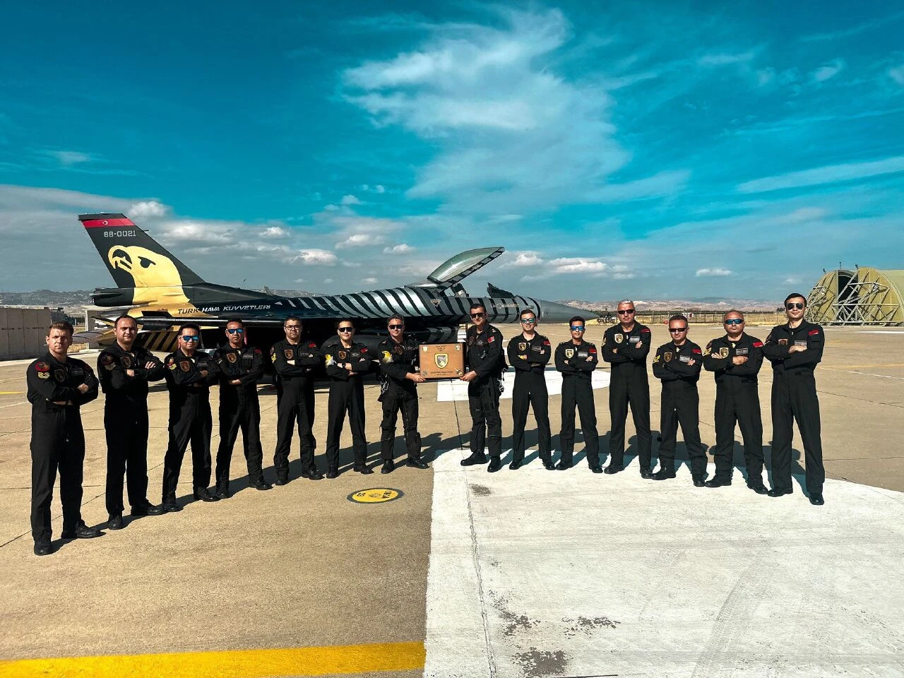 SOLOTÜRK 30 Ağustos Zafer Bayramında uçuş rekoru kıracak! Binbaşı Murat Bakıcı: Deli kanı taşıyoruz - 1. Resim