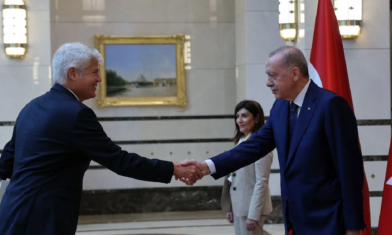 Son dakika | Büyükelçilerden Cumhurbaşkanı Erdoğan'a güven mektubu - 2. Resim