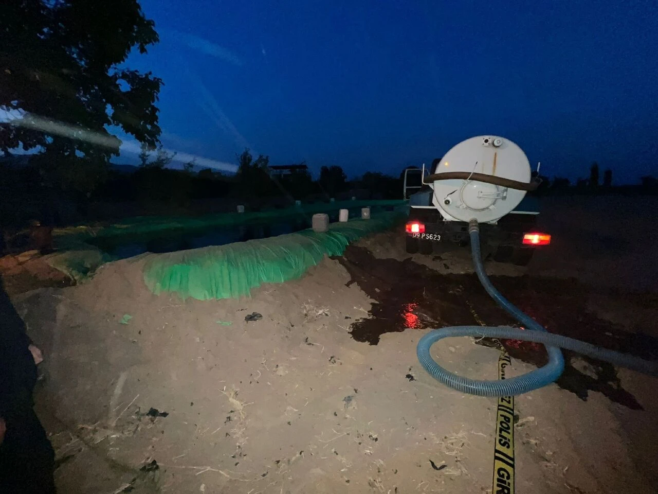 Aydın'da facia! Sulama havuzuna düşen çocuğu kurtarmak isteyen 2 kişi hayatını kaybetti