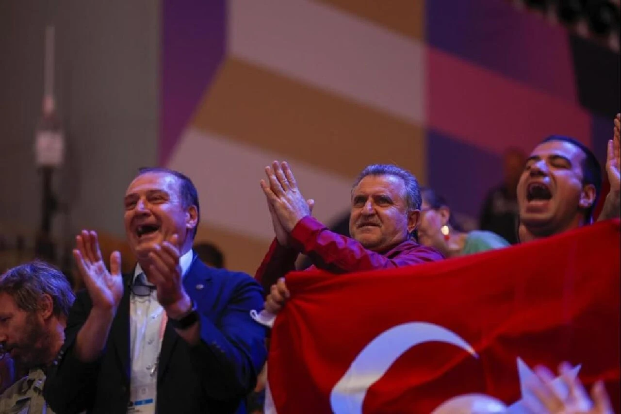 Paralimpik Oyunları'na Ali Can Özcan damgası: Gümüş madalyanın sahibi oldu!