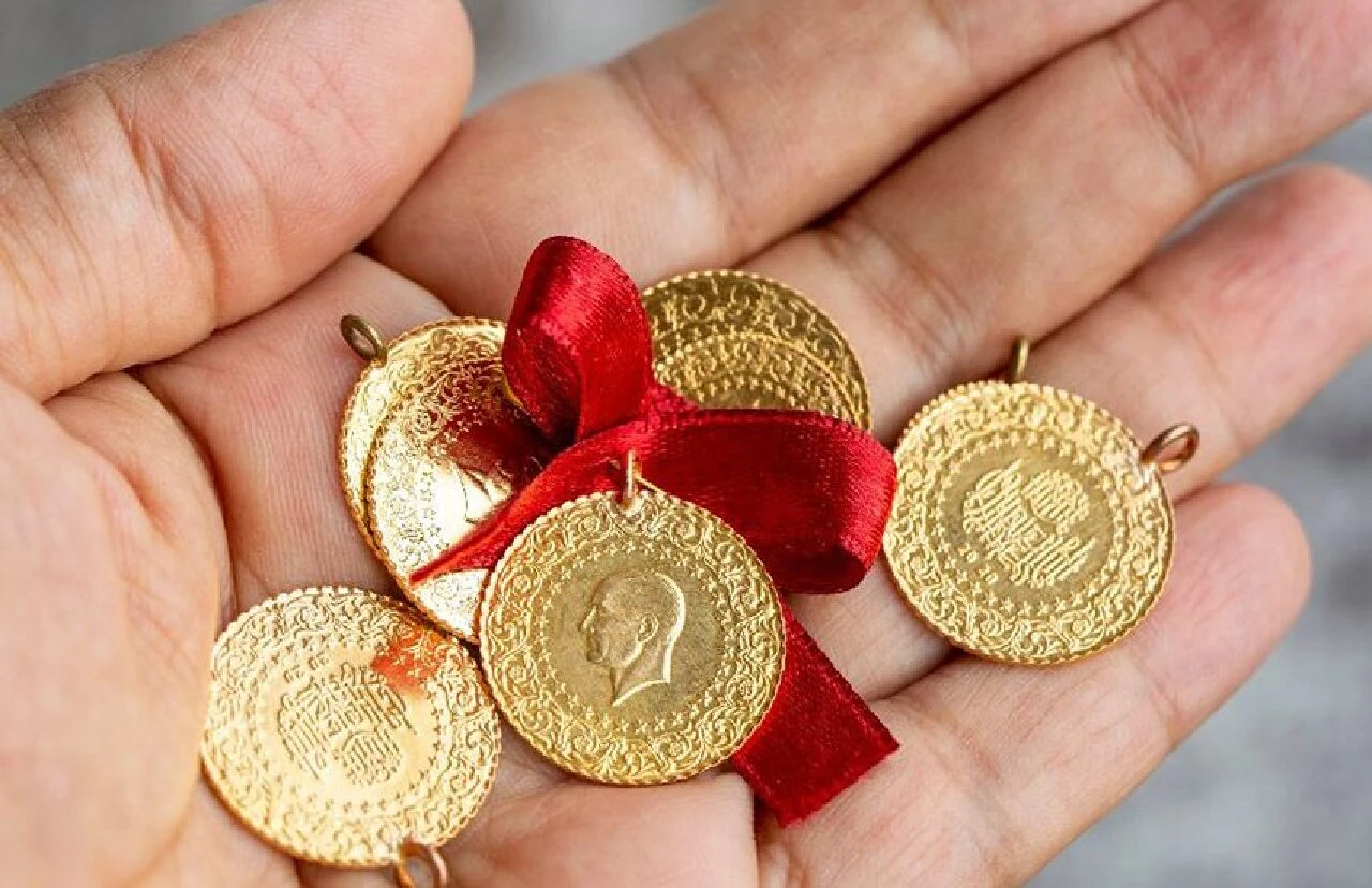 Altın fiyatlarındaki son tahmin şaşırttı! Analistler yıl sonu için meraklandıran ons altın fiyatını verdi - 2. Resim