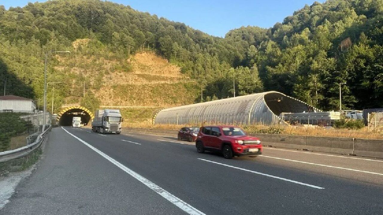 Bakan Uraloğlu duyurdu! Bolu Dağı Tüneli'nin ne zaman açılacağını duyurdu - 3. Resim