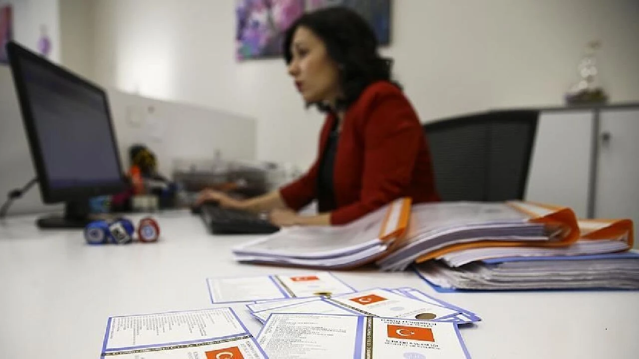 Nöbetçi noter sorgulaması Türkiye Noterler Birliğinin internet sitesinden yapılıyor