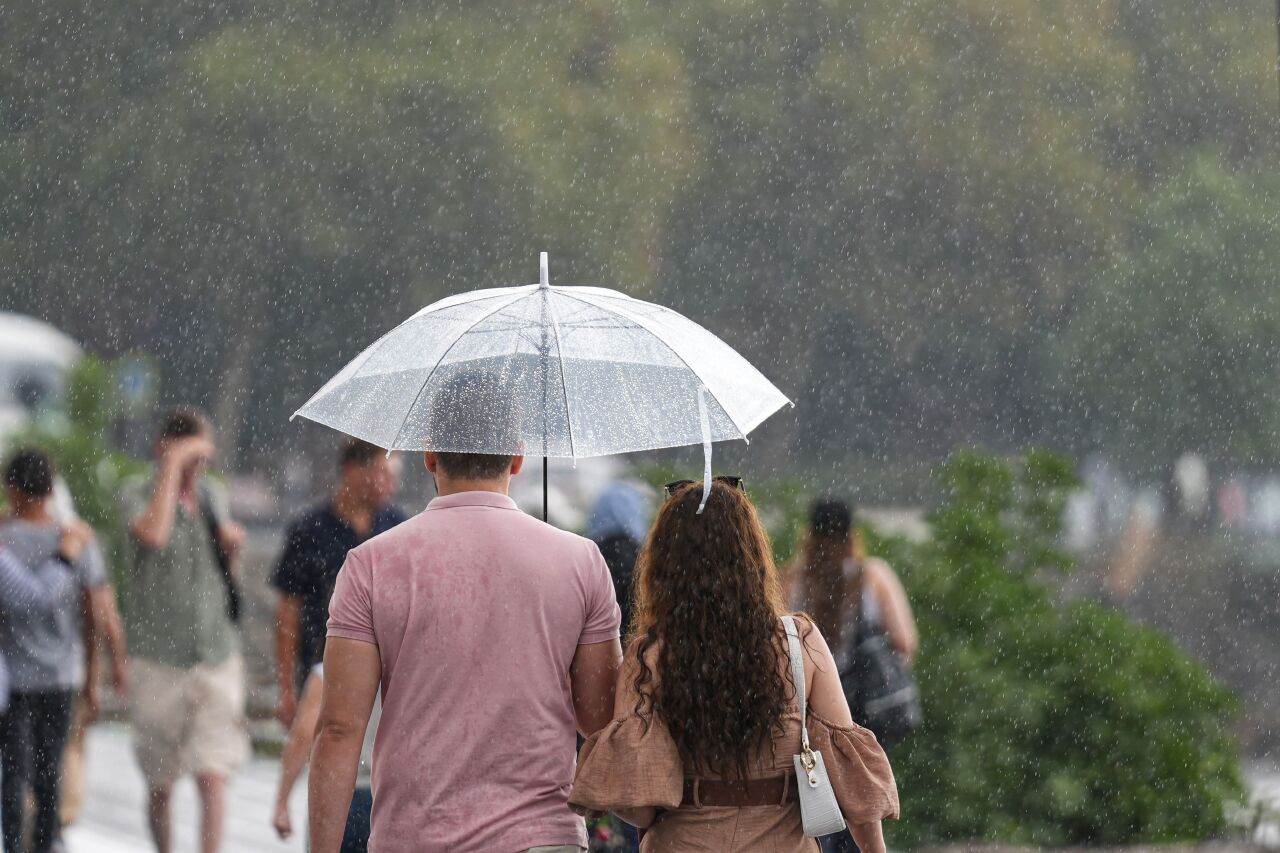 Yağışlar İstanbul'dan Adana'ya Ege'den Karadeniz'e sürecek! Meteoroloji'den 13 ile sarı kodlu uyarı - 2. Resim