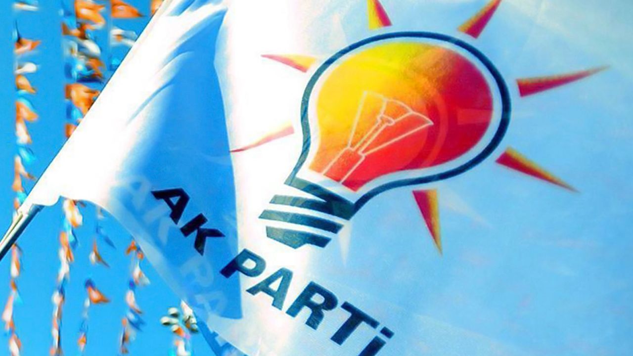 AK Parti&#039;de peş peşe istifalar! Adıyaman&#039;dan sonra Ağrı