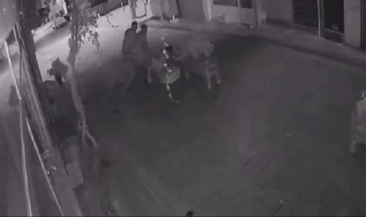 Eğlence mekanında tanıştığı kadını zorla alıkoydu! Polise ateş açtı, ortalık karıştı: O anlar kamerada - 1. Resim