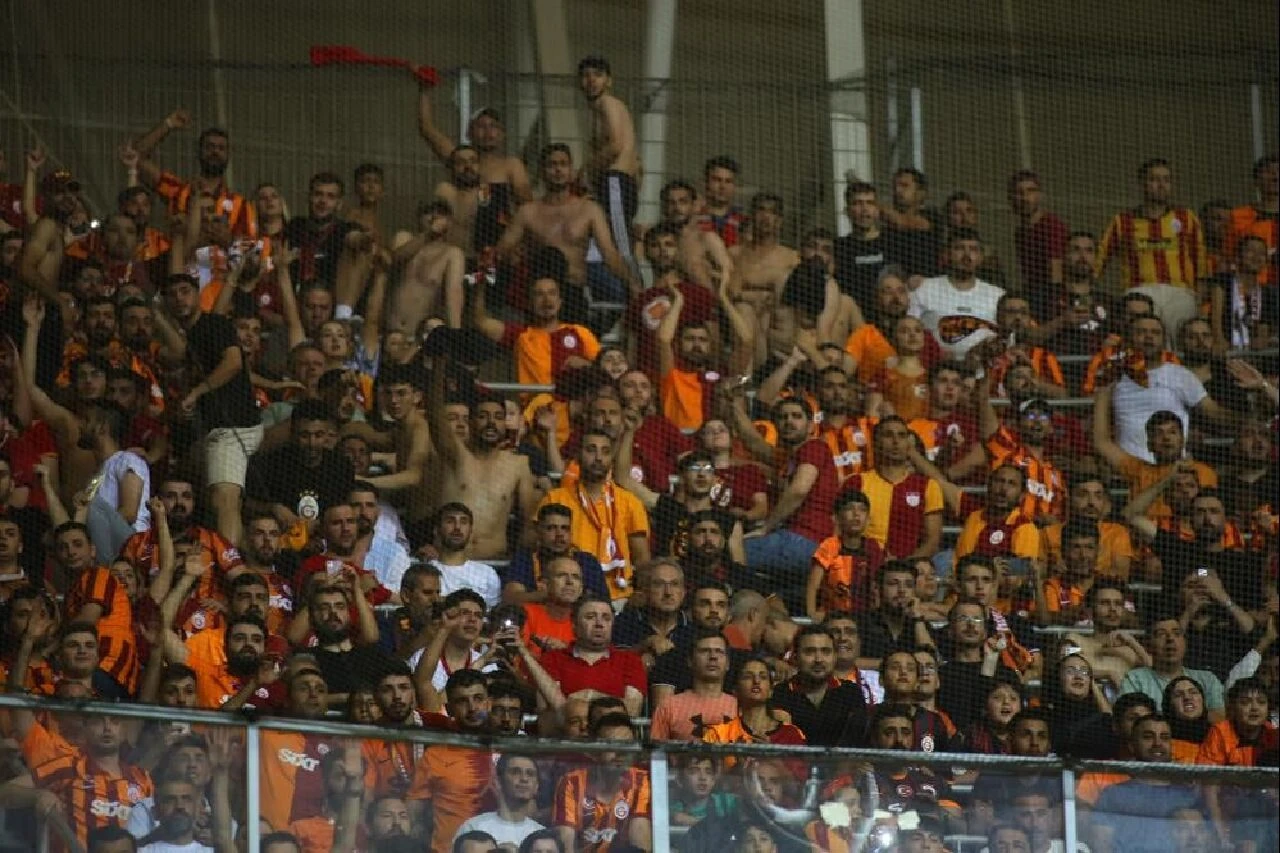 Galatasaray’dan dikkat çeken deplasman grafiği! - 2. Resim