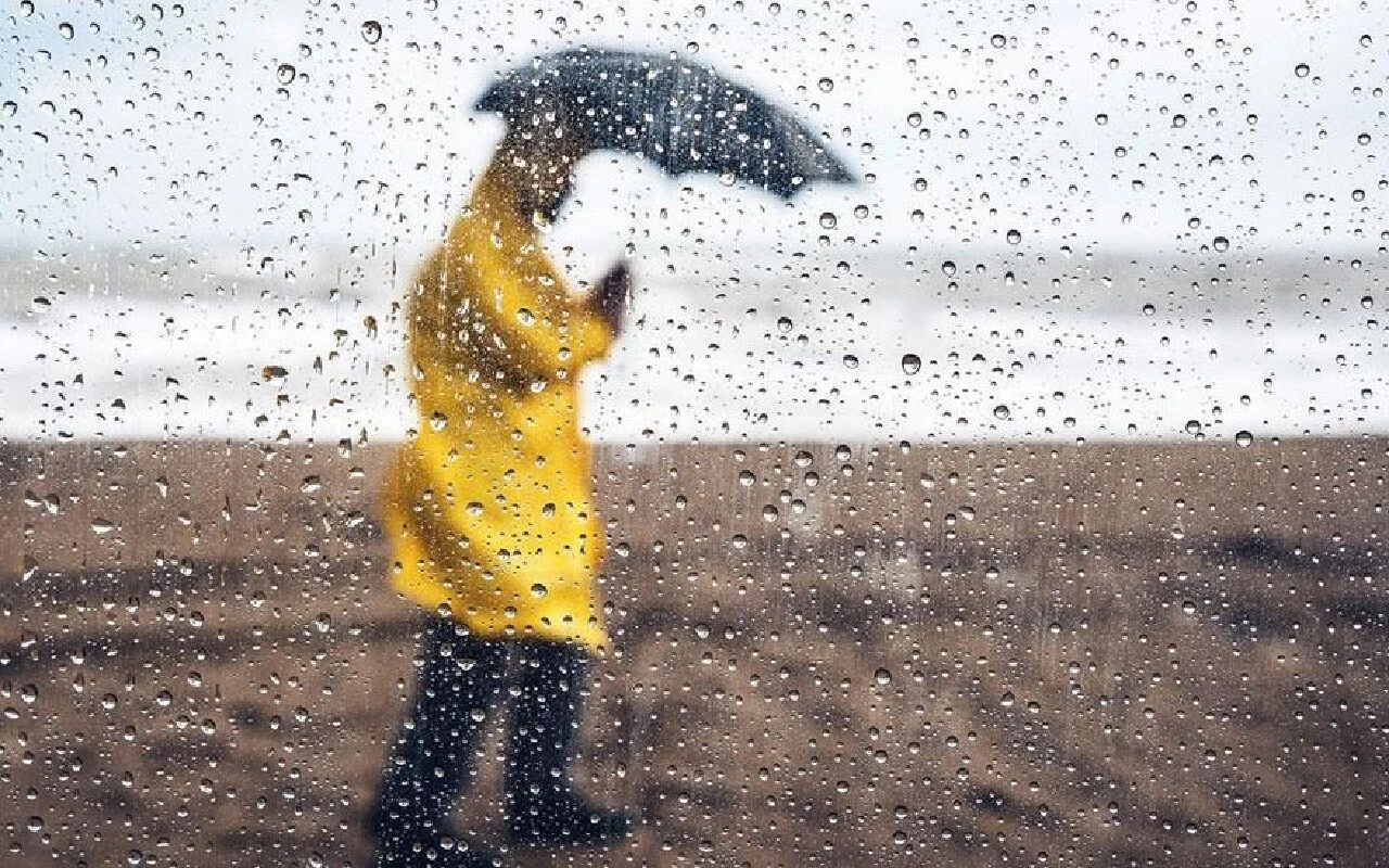 Son dakika | İstanbul Valiliği uyardı! Çok kuvvetli sağanak geliyor: 'Önümüzdeki 4 saatlik periyotta...'