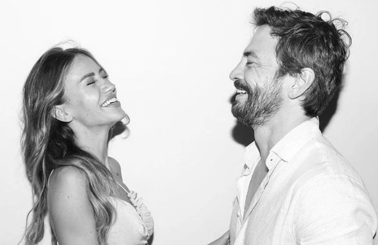 Ahmet Kural ile Çağla Gizem'den oğullarıyla ilk poz! Ünlü isimler yorum yağmuruna tuttu