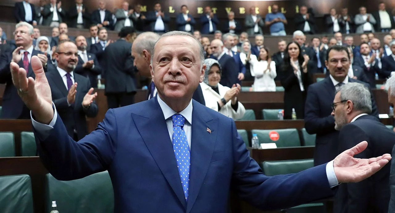 AK Parti'de kongre hazırlığı: Erdoğan değişim sürecini başlatacak - 2. Resim