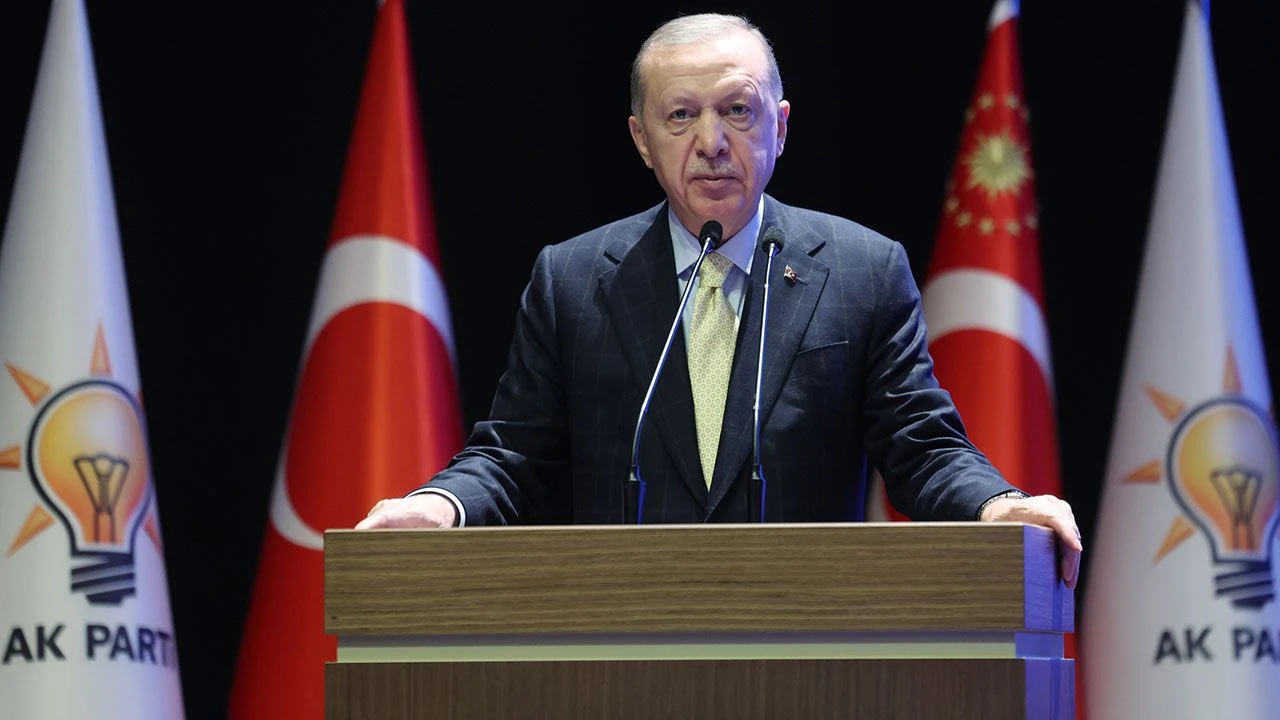 AK Parti'de kongre hazırlığı: Erdoğan değişim sürecini başlatacak - 3. Resim