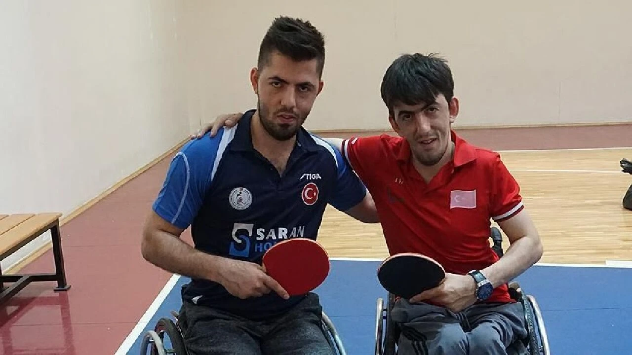 Ali Öztürk Paralimpik Oyunları'nda masa tenisi tek erkekler MS5'de 2 Eylül'de çeyrek final oynayacak - 2. Resim