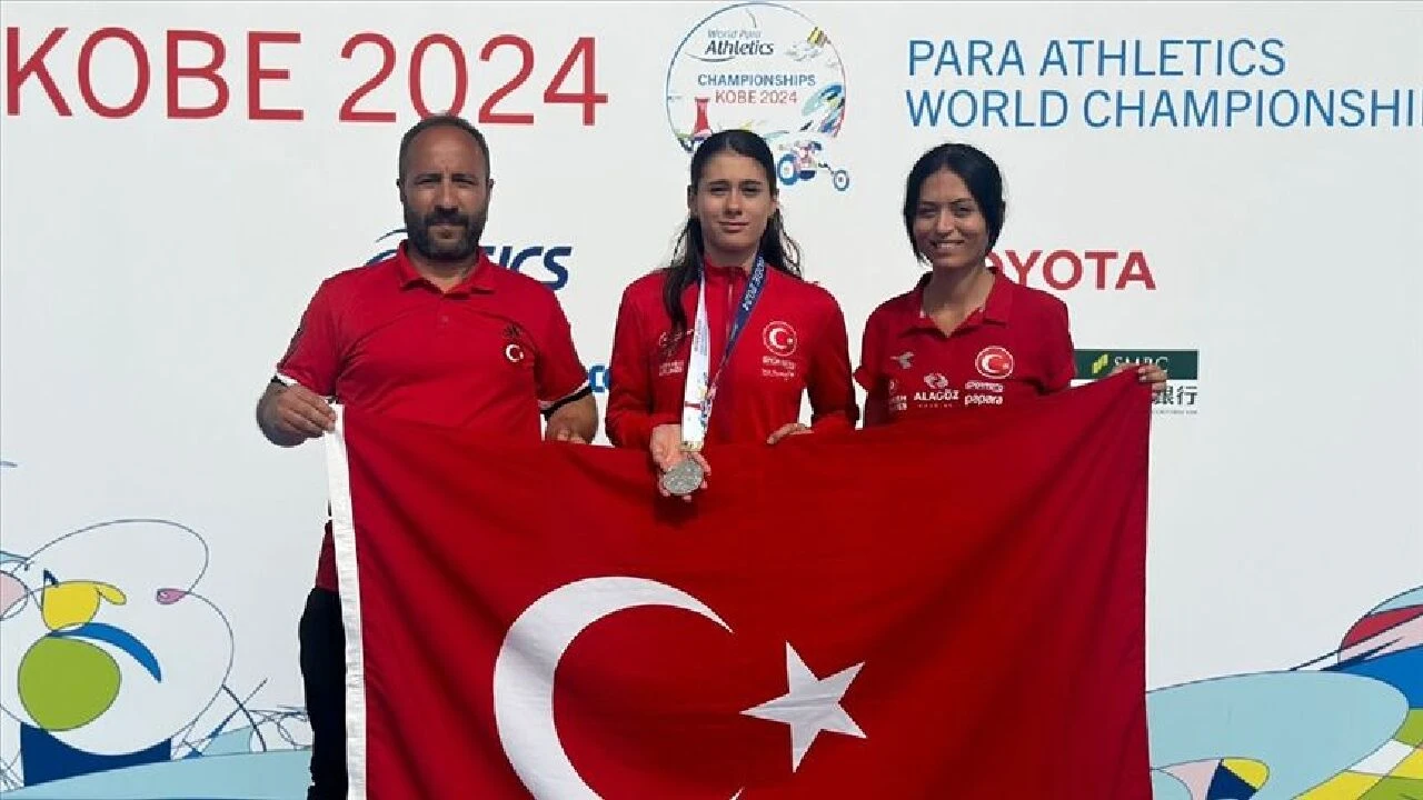 Aysel Önder, kadınlar T12 400 metre elemesinde yarışacak - 1. Resim