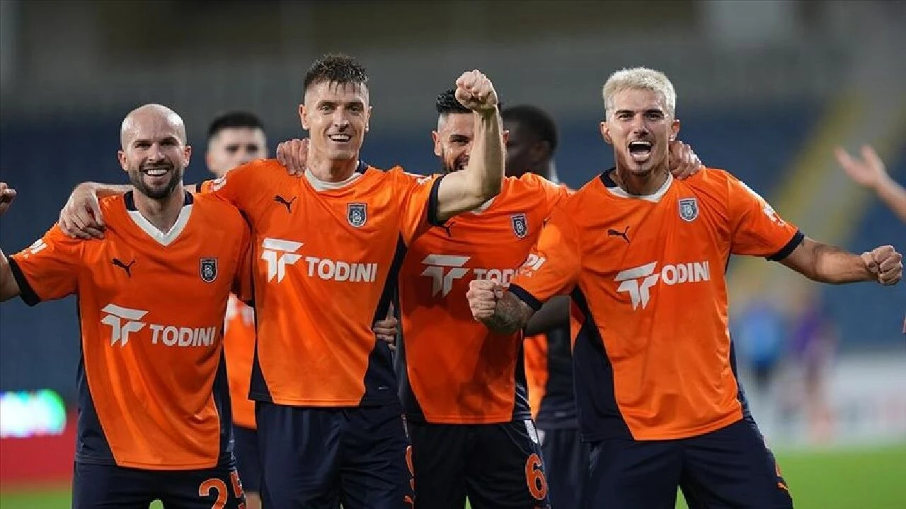 Başakşehir'in UEFA Konferans Ligi maç tarihleri açıklandı - 2. Resim