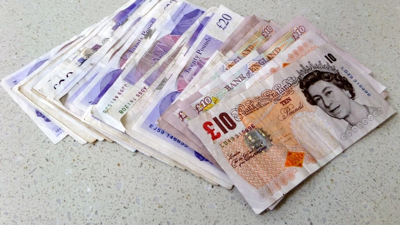 Doları karşısında en iyi performans gösteren para birimi olacak! UBS analistleri açıkladı - 3. Resim