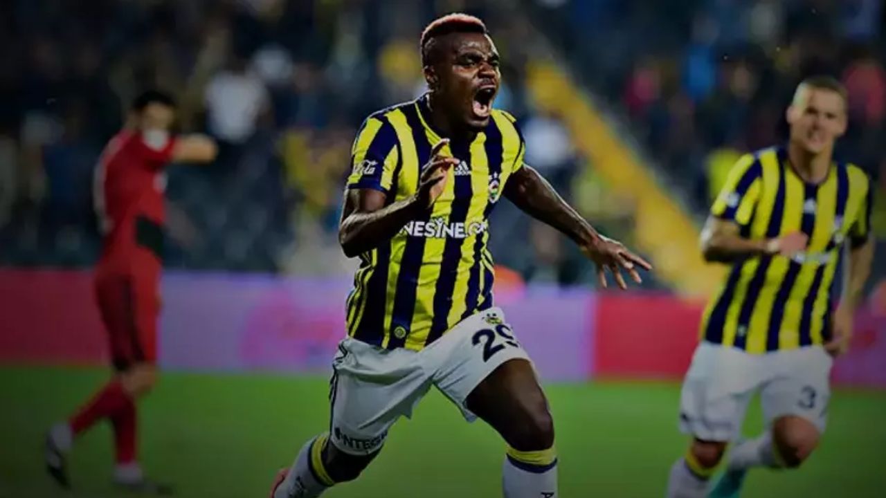 Emmanuel Emenike vatandaşı Victor Osimhen&#039;e çağrıda bulundu! &quot;Türkiye&#039;nin en büyük kulübünde tarih yaz&quot;