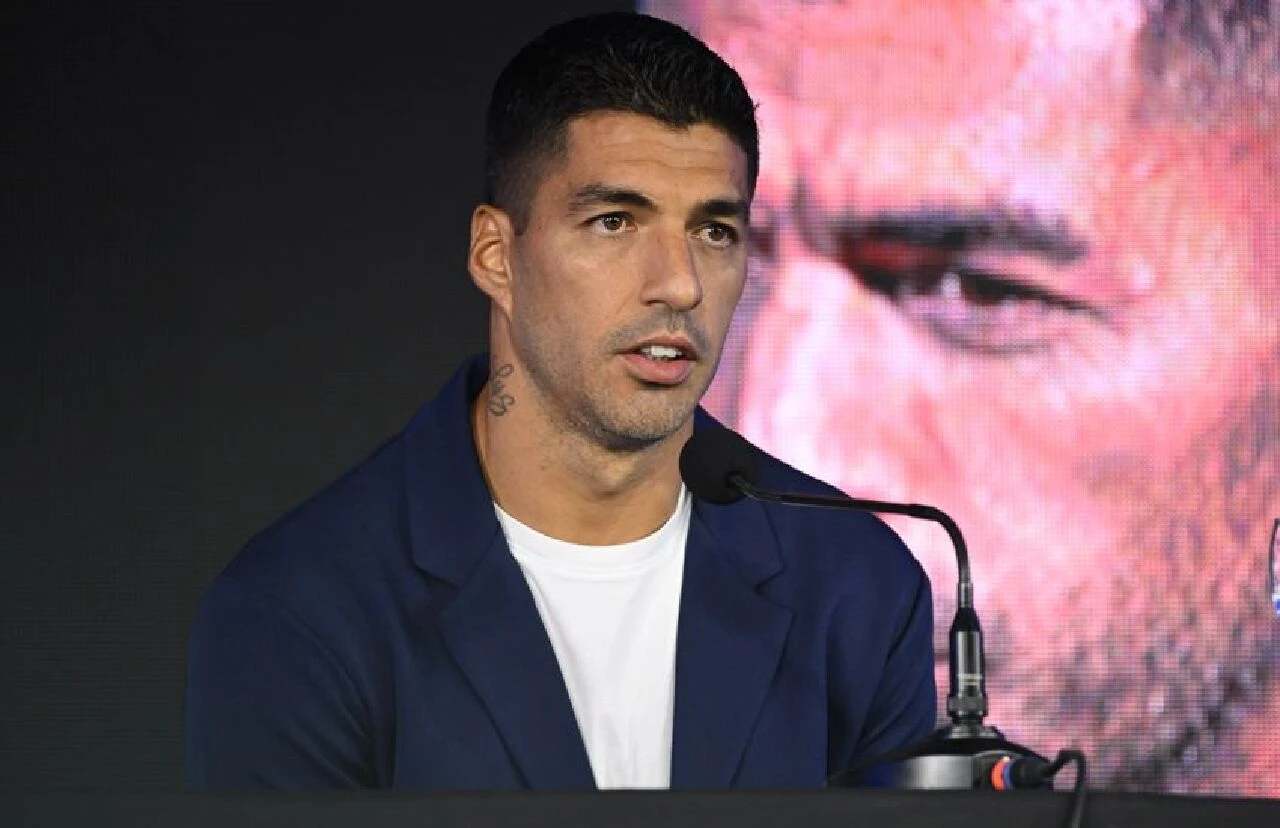 Luis Suarez'den sürpriz karar: Veda kararını gözyaşlarıyla duyurdu! - 1. Resim