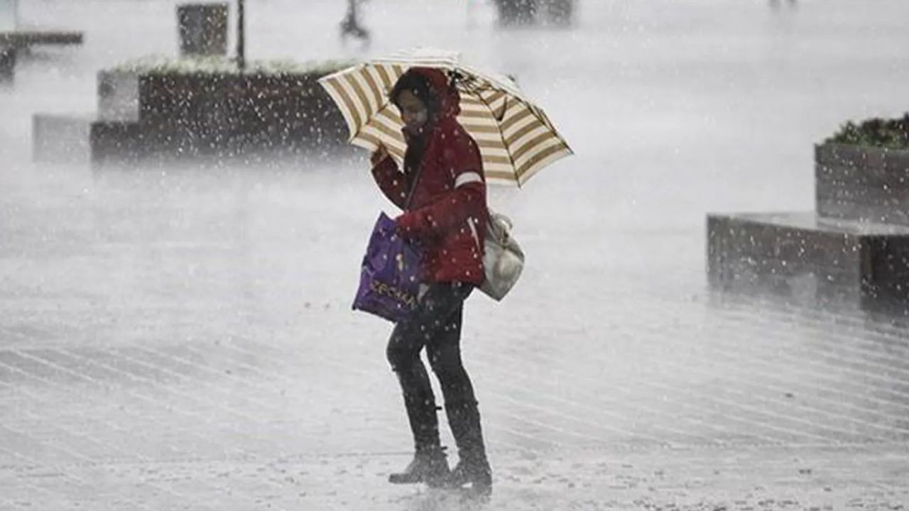 Meteoroloji tahmin raporunu güncelledi! Kuvvetli yağış uyarısı geldi